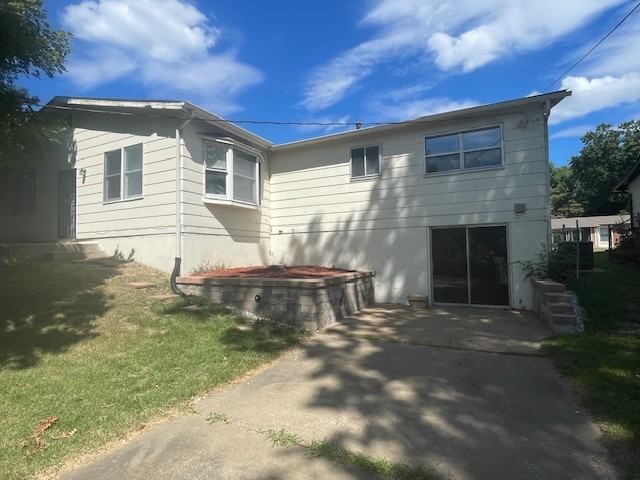 11503 Altozano Ln - Photo 2 of 35