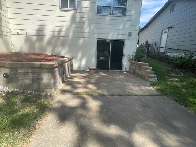 11503 Altozano Ln - Photo 4 of 35