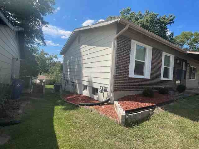 11503 Altozano Ln - Photo 5 of 35