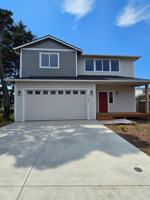 featured image of 2123 Nw Jetty Ave