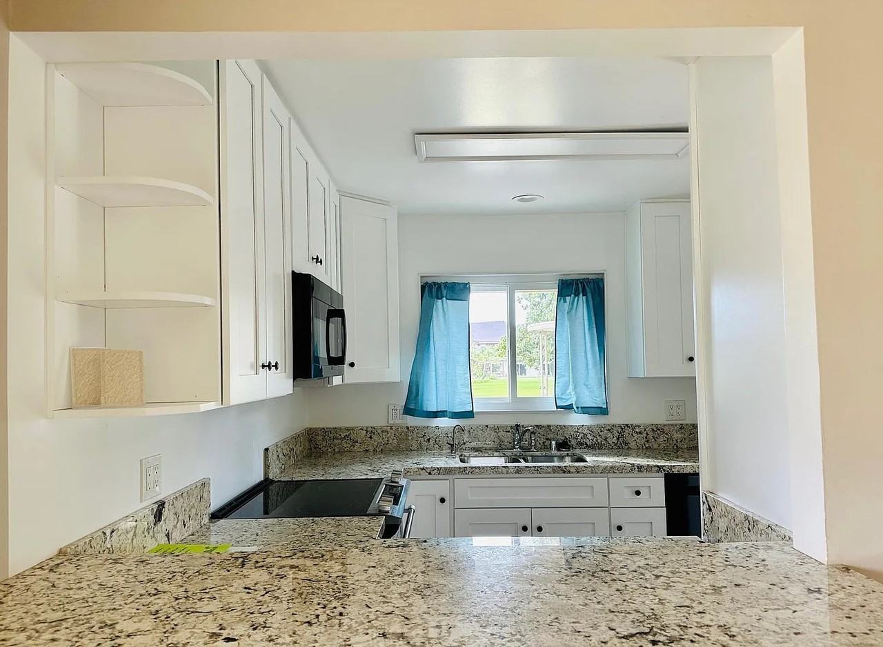 290 Moreton Bay Ln #1 - Photo 3 of 18