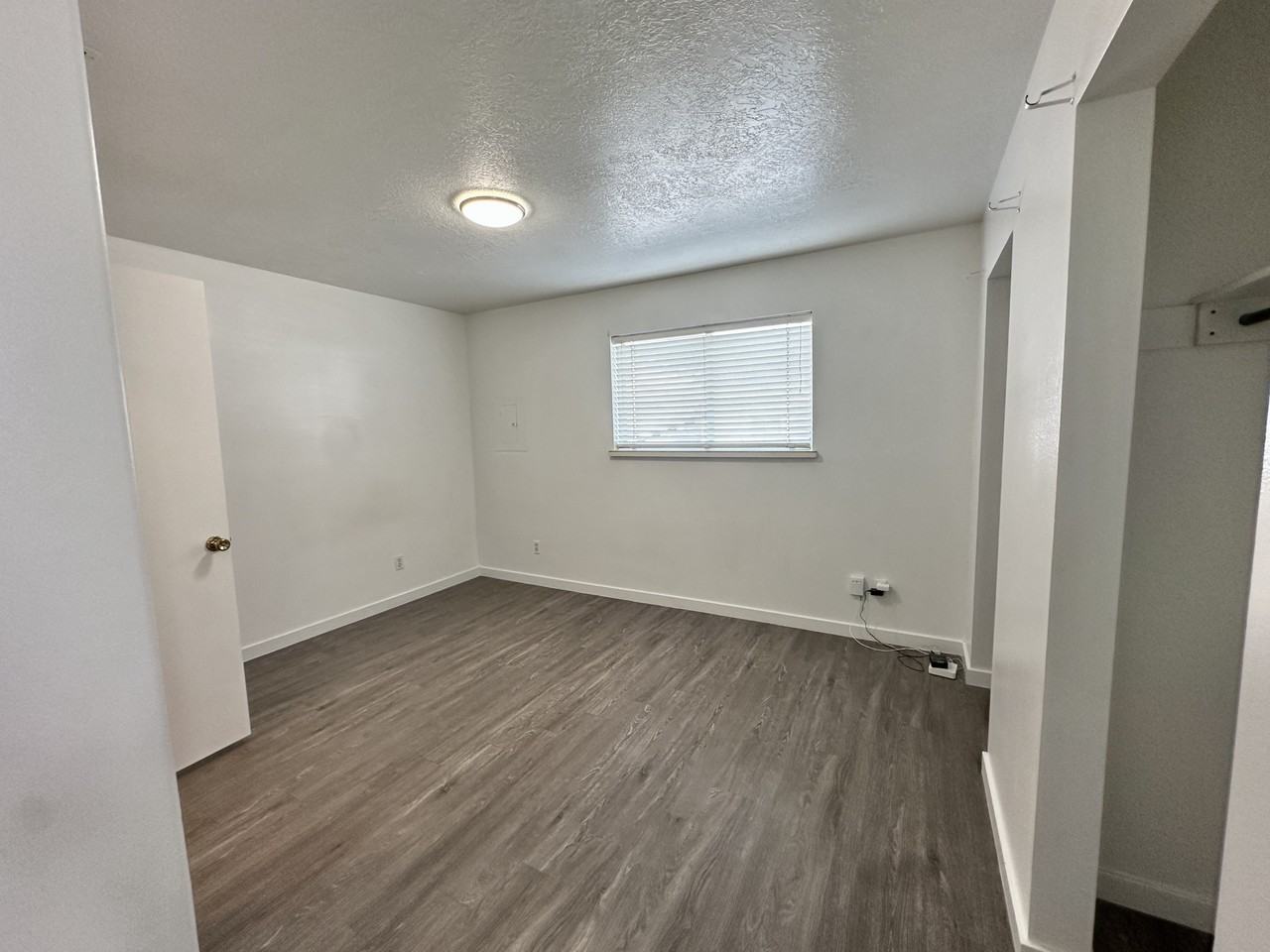 1790 W Harding Ave - Photo 2 of 7