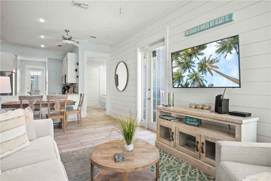 190 Social Cir - Photo 3 of 12