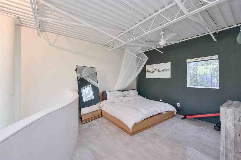 5238 Country Club Dr - Photo 2 of 12