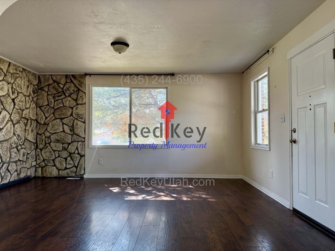 245 W Aly - Photo 4 of 21