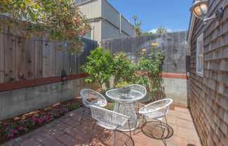 496 Ellsworth St - Photo 1 of 1