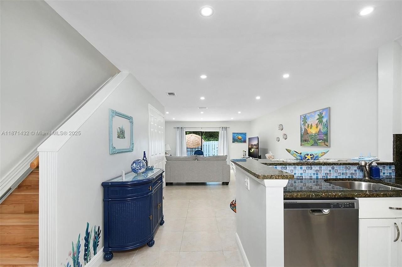 9421 S Ocean Dr #90 - Photo 4 of 49