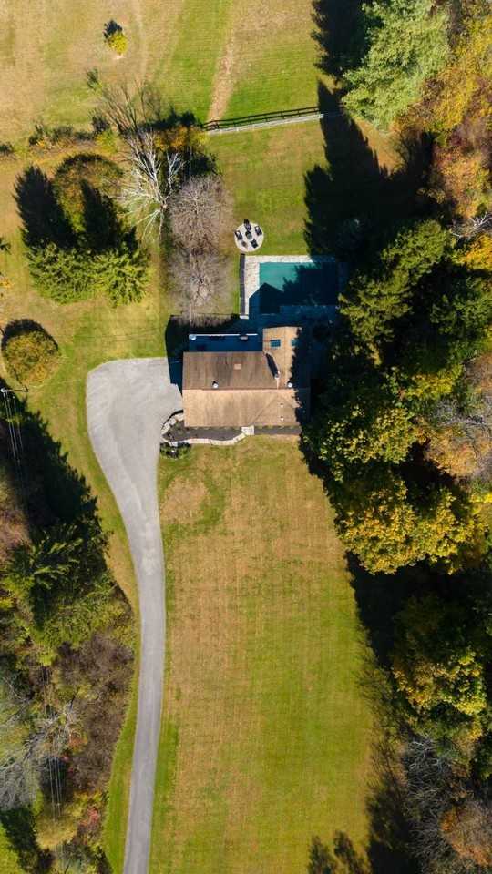 1473 Hollow Rd - Photo 3 of 28