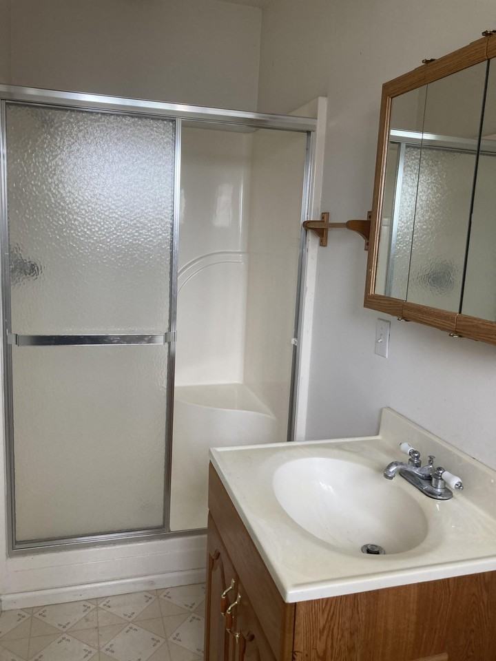 4648 183rd Avenue Southwest - Photo 3 of 7