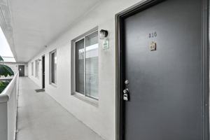 featured image of 1830 Maravilla Ave