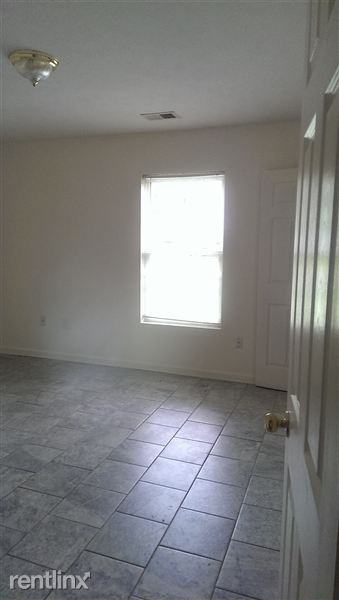 28 E Madison Ave - Photo 2 of 7