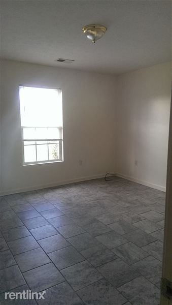 28 E Madison Ave - Photo 3 of 7