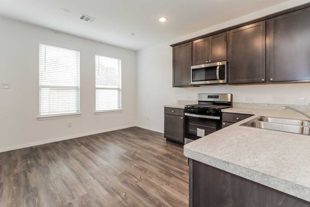 16623 Spirit St - Photo 6 of 17