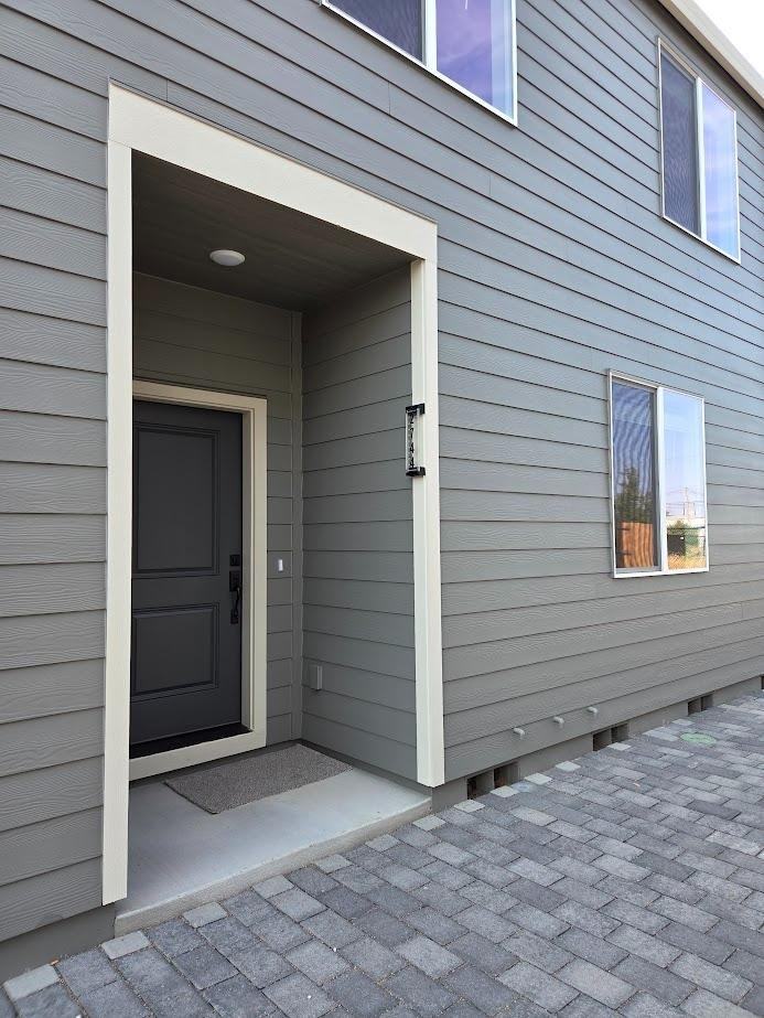 2744 Lyon St Se - Photo 2 of 13