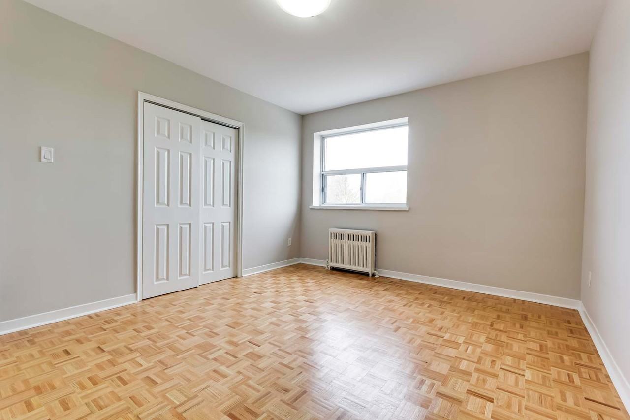 3125 Lawrence Ave E - Photo 7 of 15