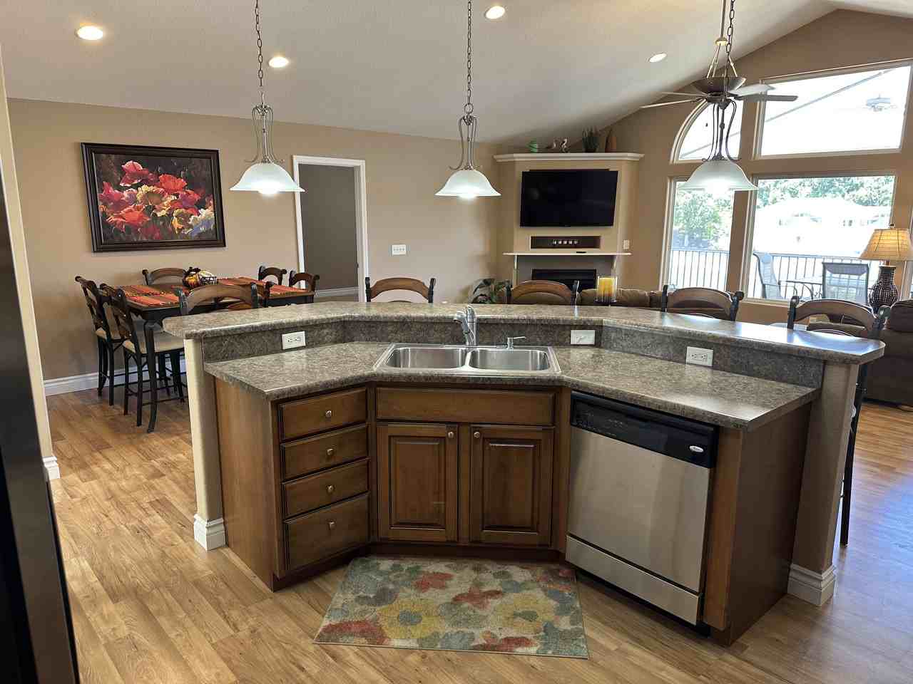 5214 Big Ship - Photo 4 of 19