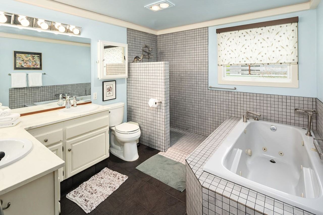 405 W Galer St #1231003P - Photo 7 of 22