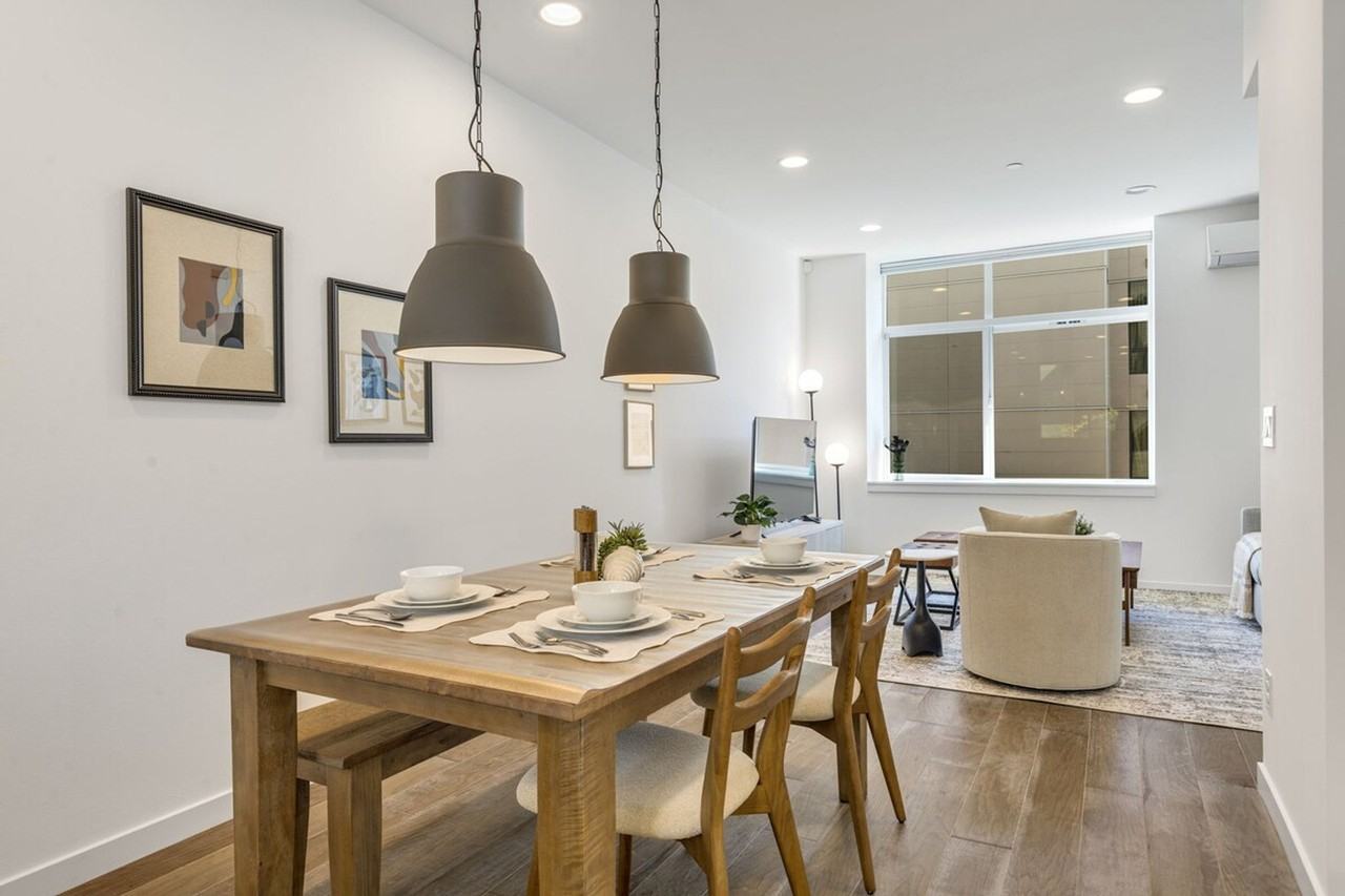 722 3rd Ave N #1232830P - Photo 5 of 45