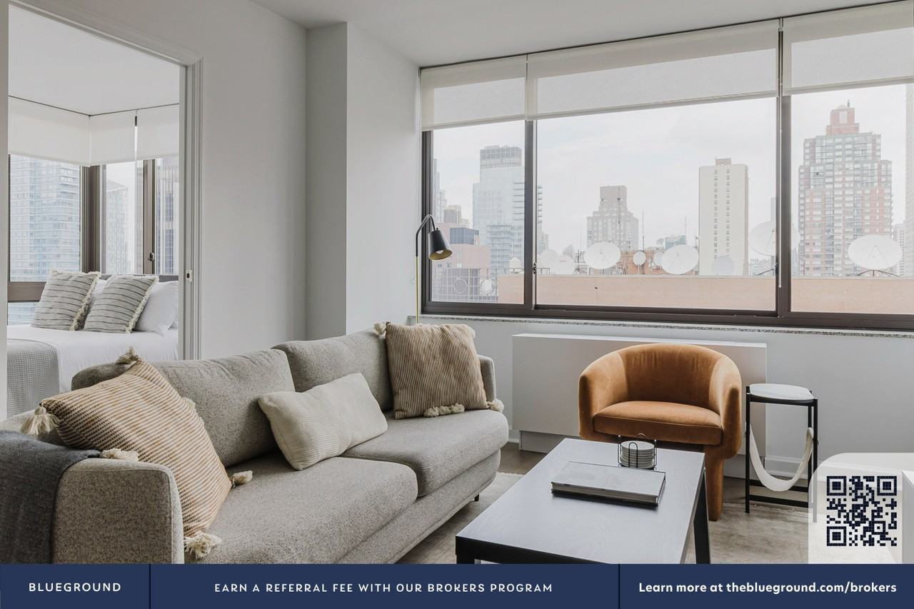 500 West 56th Street - Photo 5 of 32