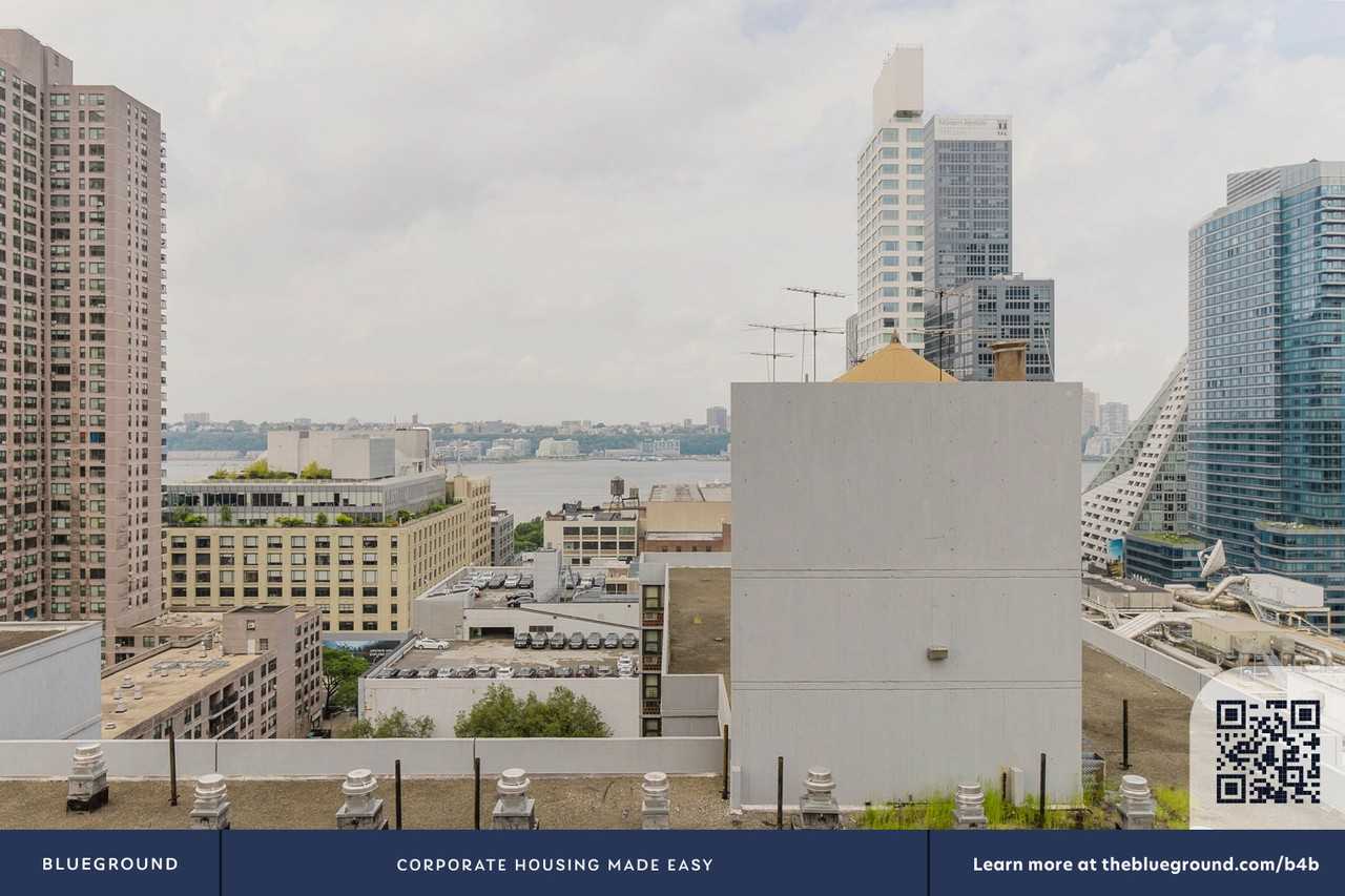 500 West 56th Street - Photo 6 of 32