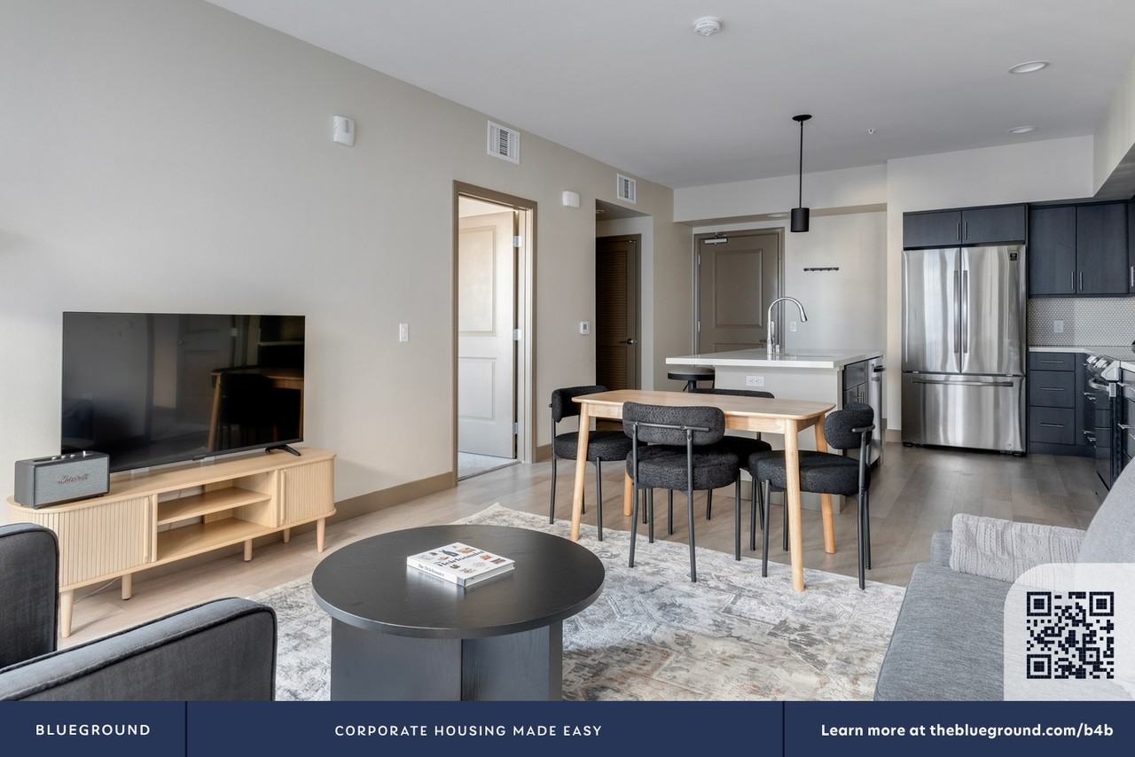 920 Bayswater Avenue - Photo 6 of 50