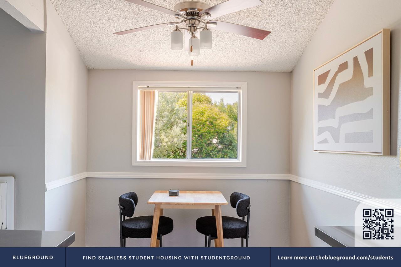 202 Calvert Dr #1949 - Photo 7 of 32