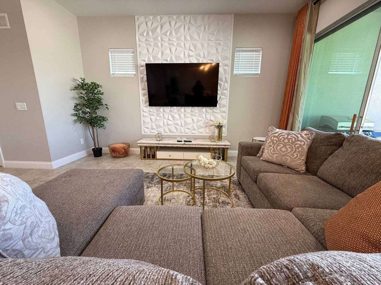 224 Captiva Dr #1256089P - Photo 5 of 50