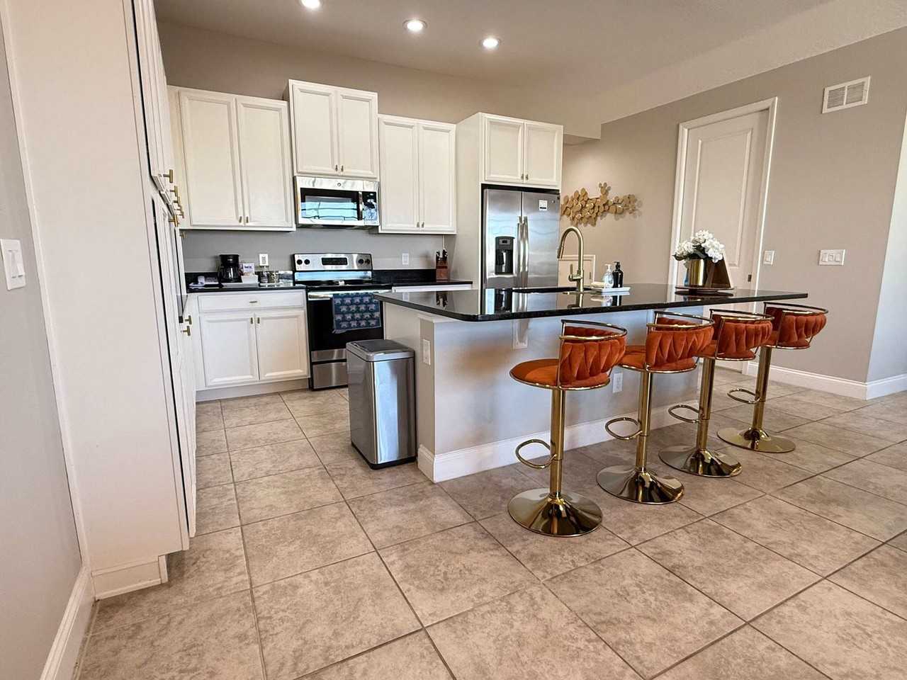 224 Captiva Dr #1256089P - Photo 7 of 47