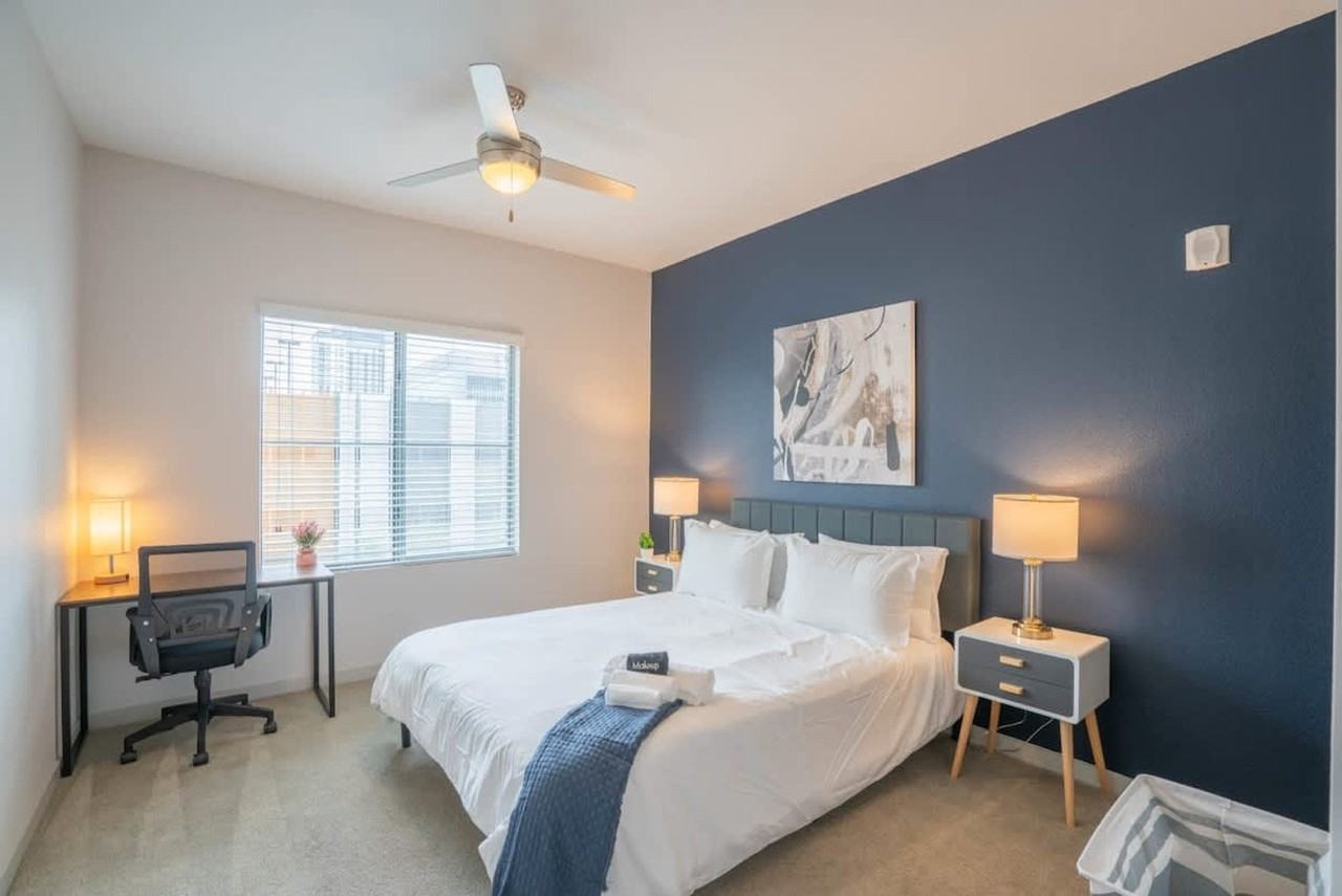 295 E Roosevelt St #1263016P - Photo 4 of 38