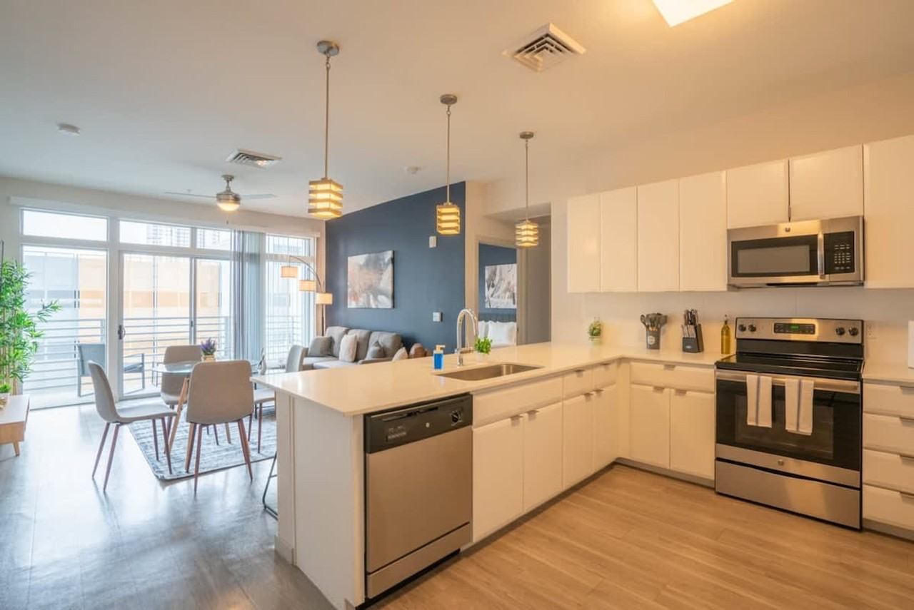 295 E Roosevelt St #1263016P - Photo 5 of 38