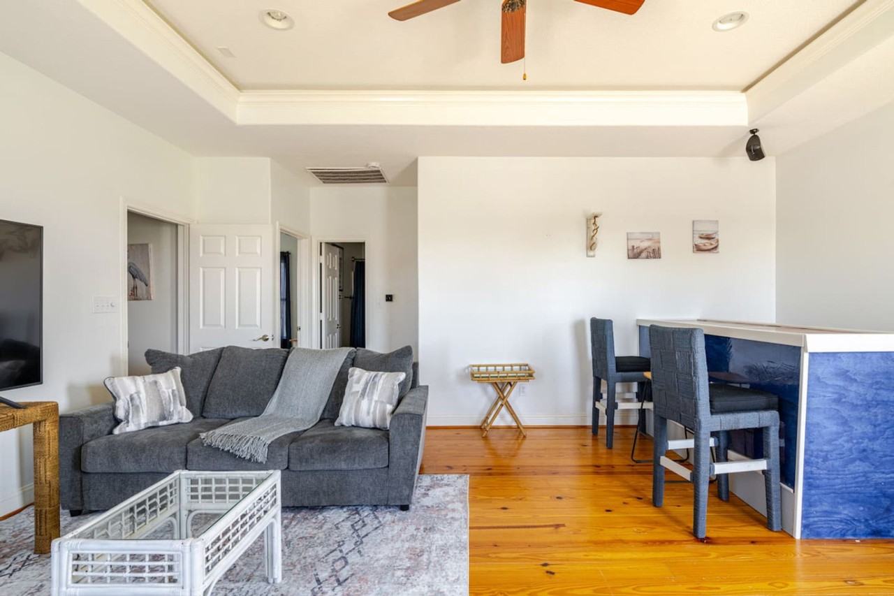 814 Helen Blvd #1264135P - Photo 5 of 50