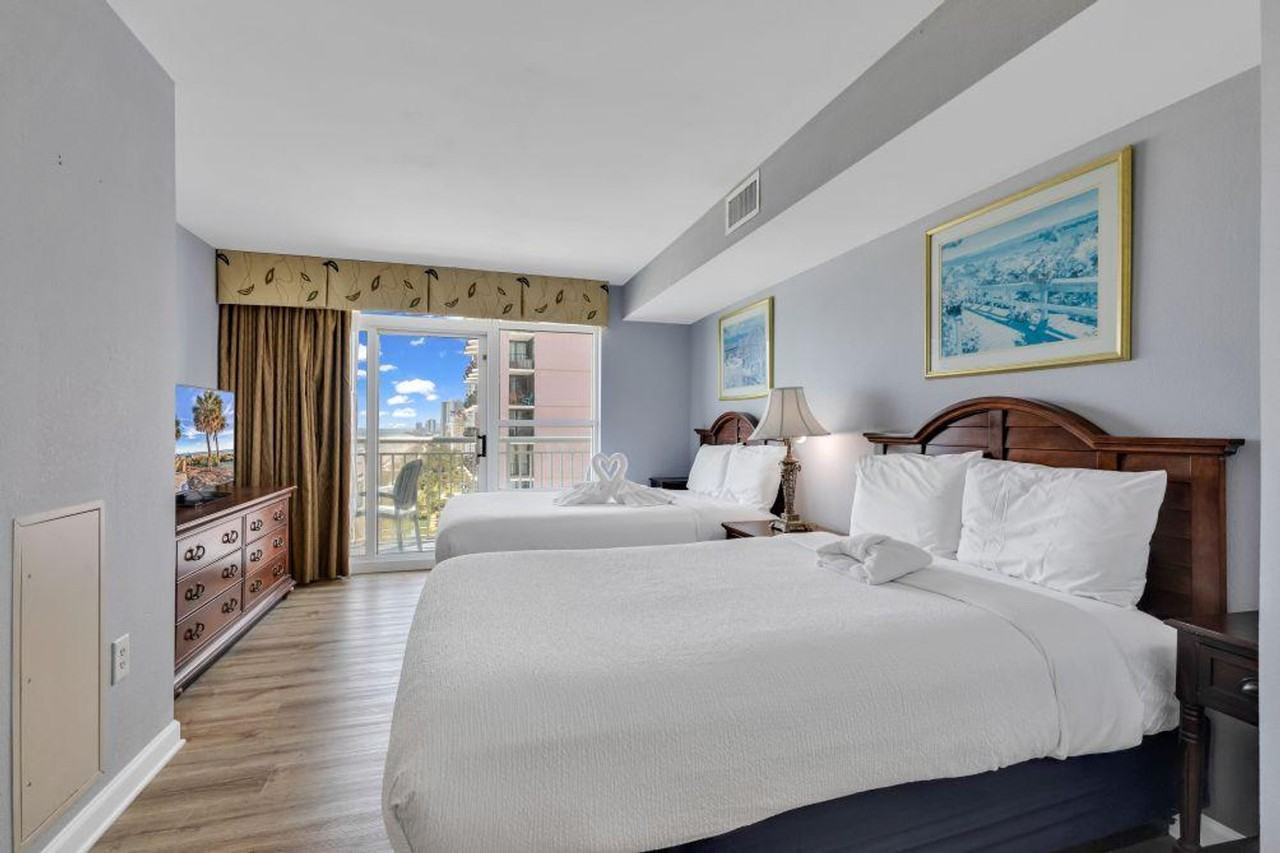 2504 N Kings Hwy #1268186P - Photo 3 of 30