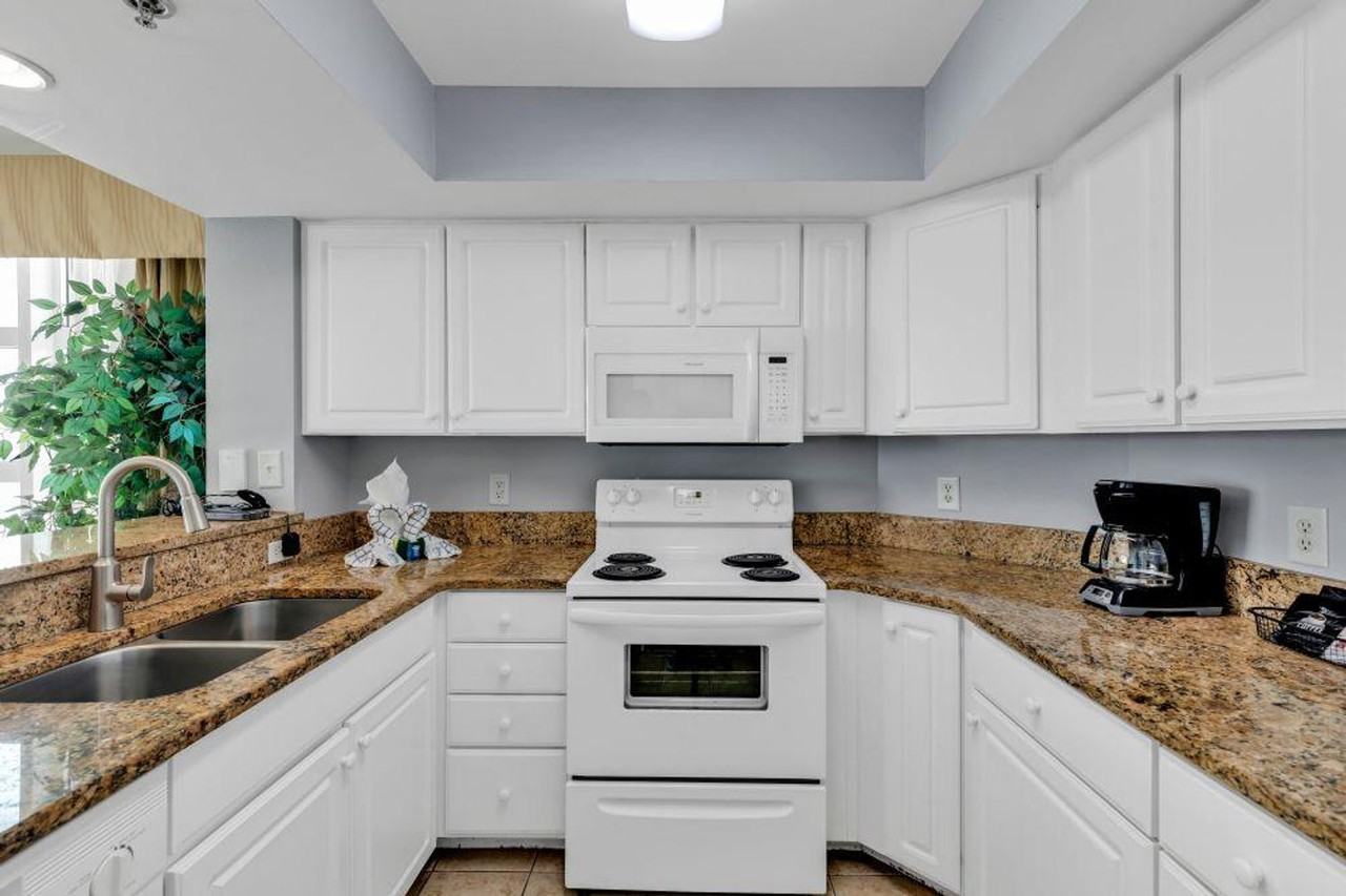 2504 N Kings Hwy #1268186P - Photo 4 of 30