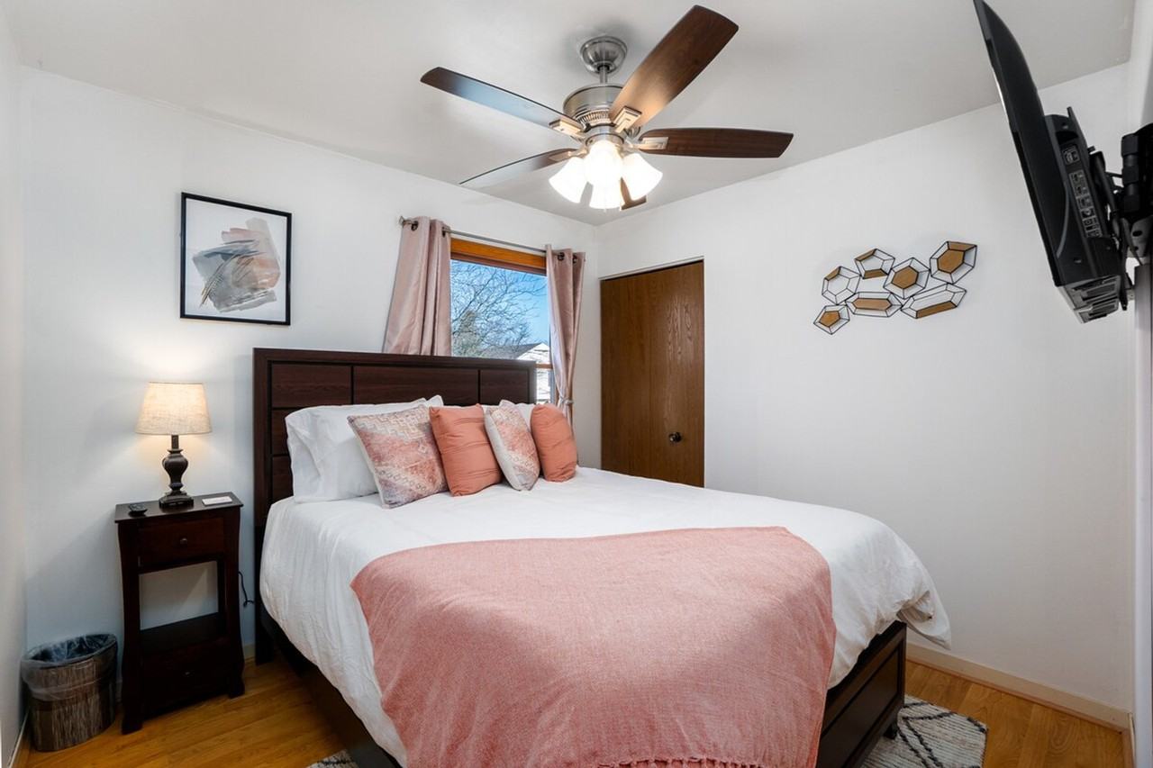 1420 Auburn Ave #1285078P - Photo 5 of 21