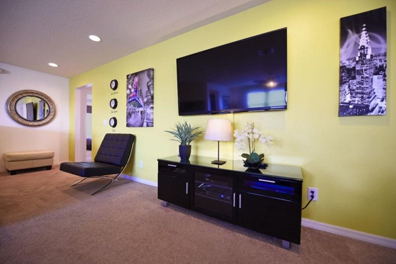 1299 Yorkshire Ct #1285813P - Photo 7 of 41