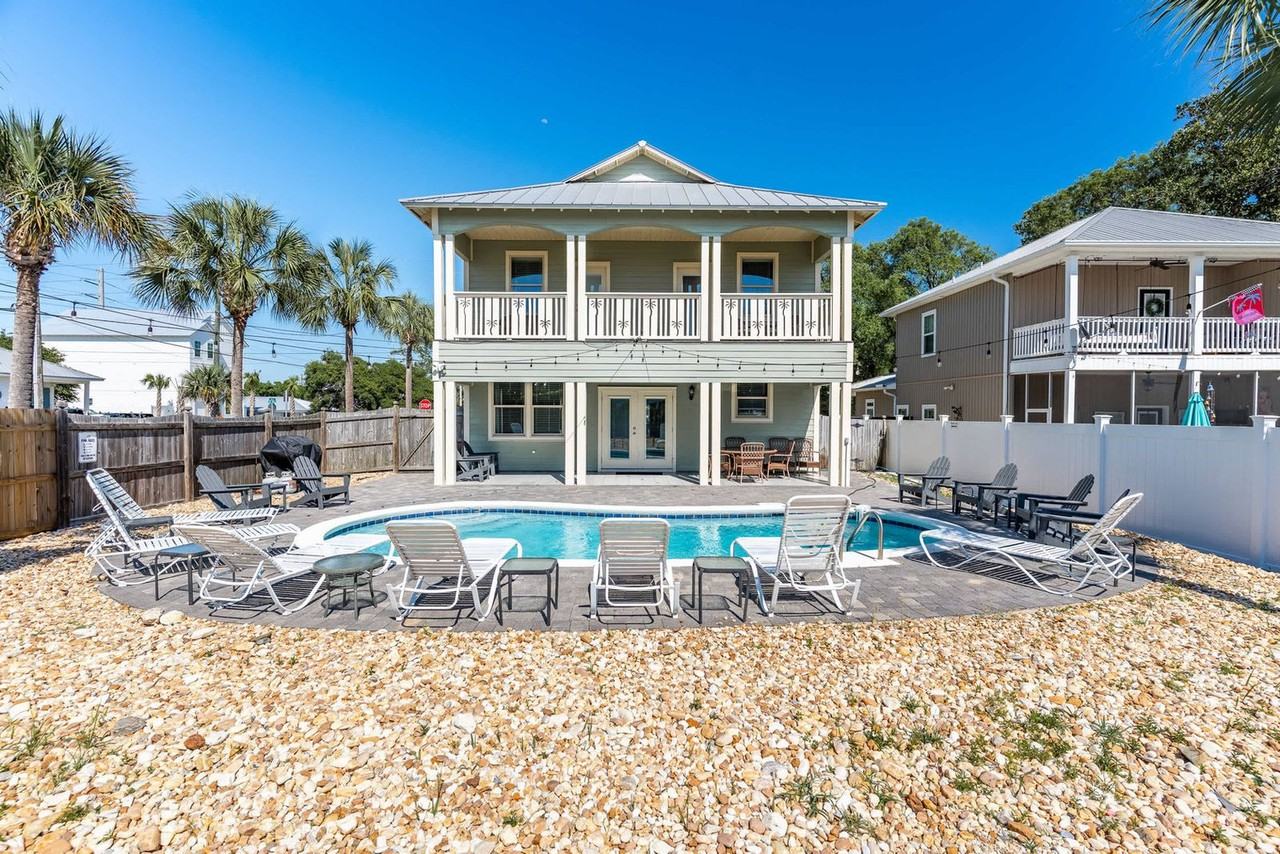 94 Dolphin St #1285918P - Photo 7 of 50