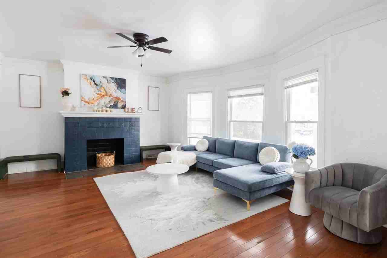 1444 E 108th St #1290665P - Photo 6 of 37