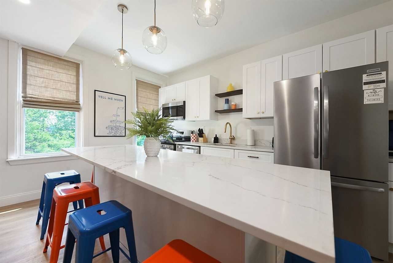 1816 Rhine St #1290667P - Photo 5 of 50