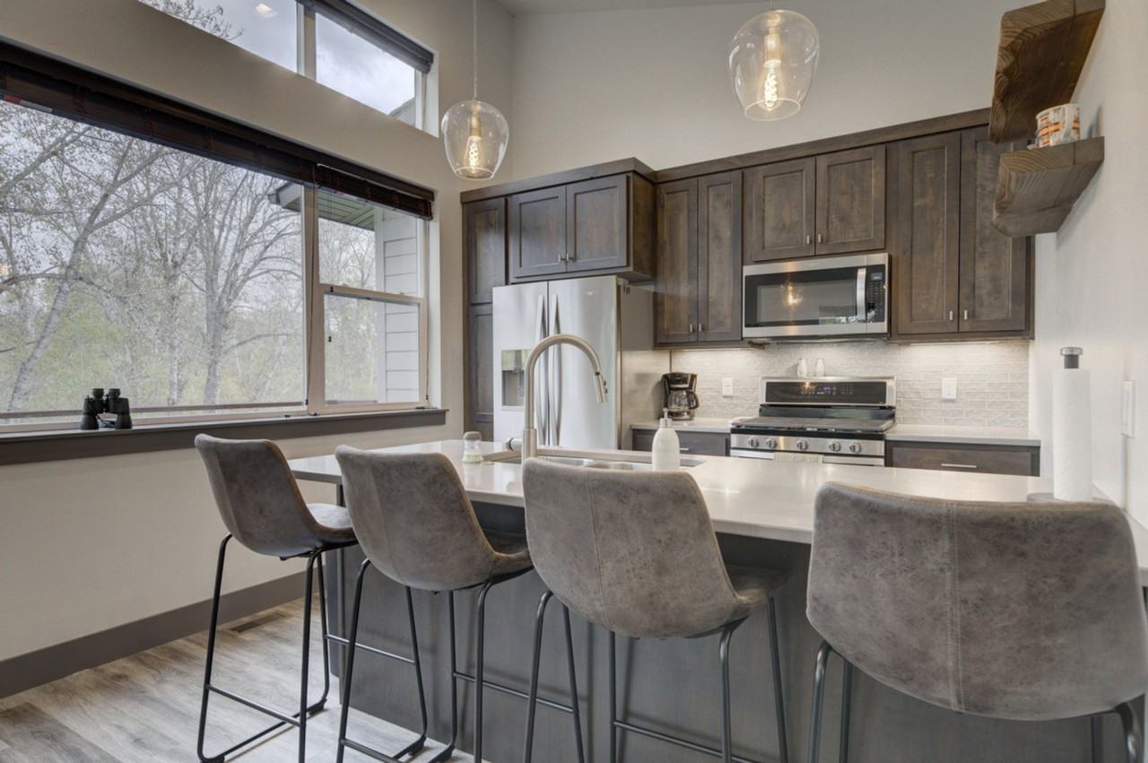 46 Locomotive Loop #1292385P - Photo 4 of 36