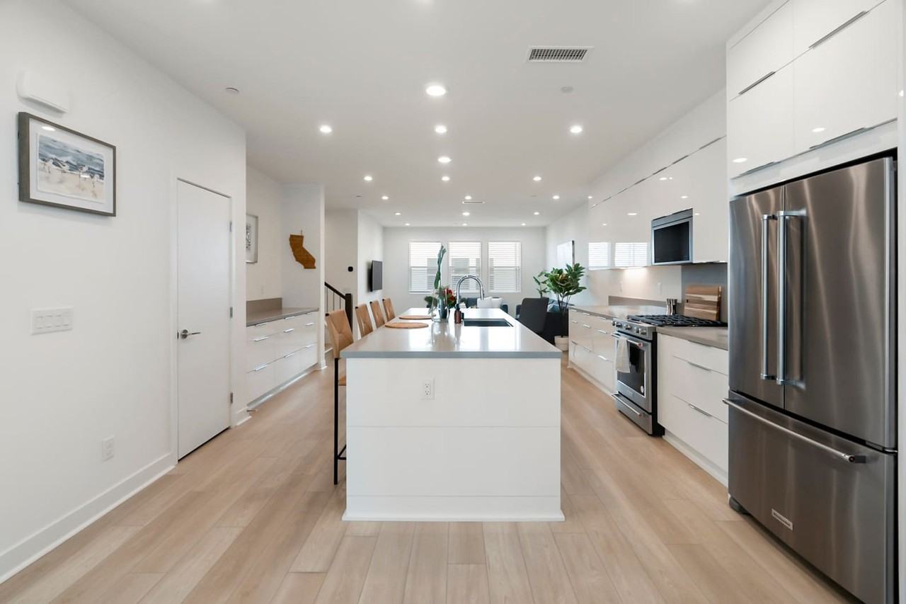 2717 Everly Dr #1292589P - Photo 6 of 31