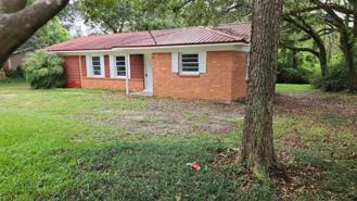 6419 Lillian Dr - Photo 1 of 1