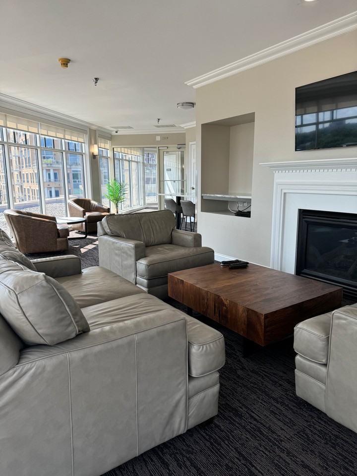 Hamilton Plaza - Photo 7 of 12