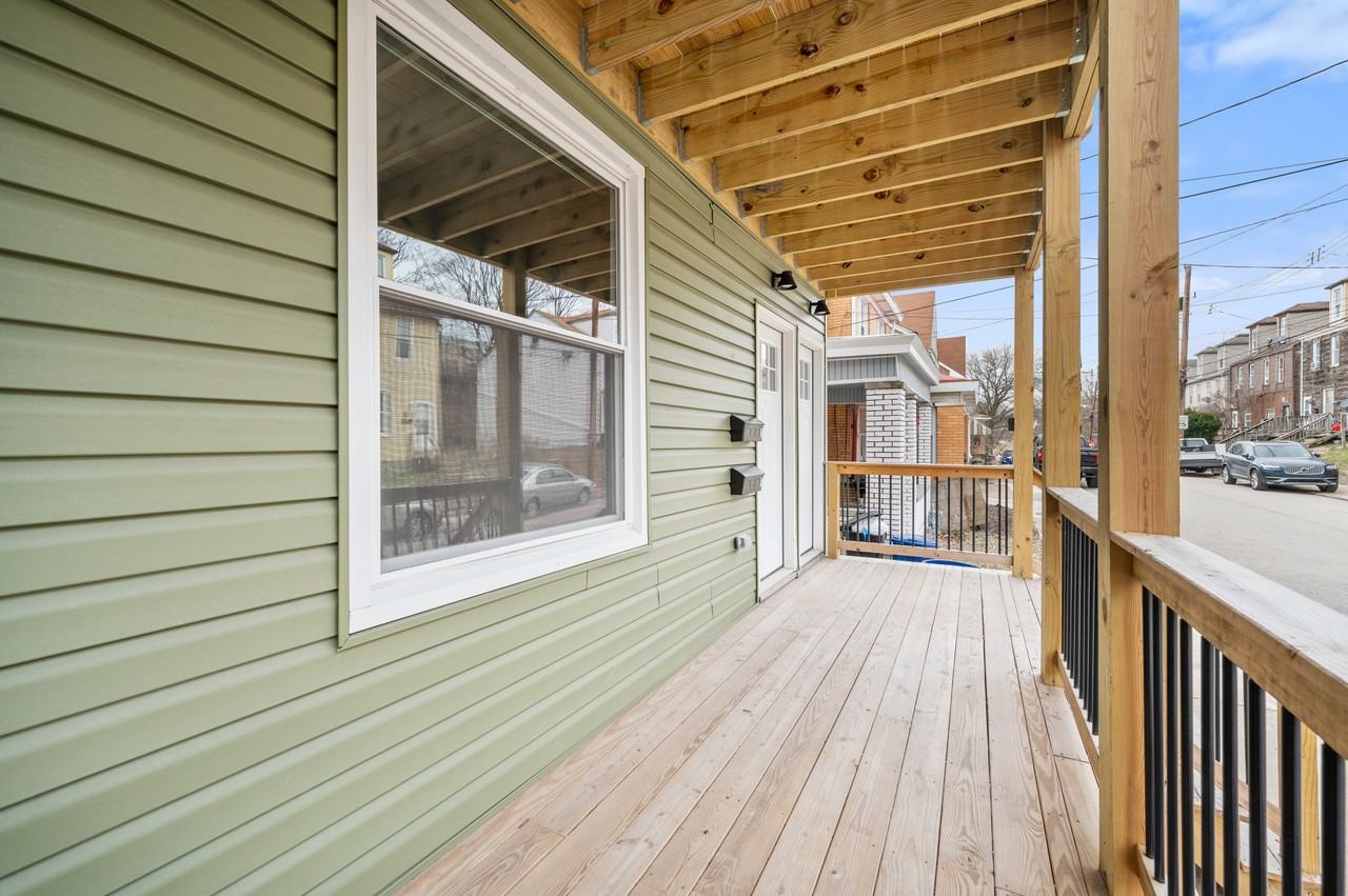 477 Norton St #1 - Photo 2 of 20