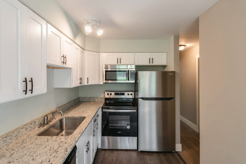 Cascade Falls - Photo 4 of 32