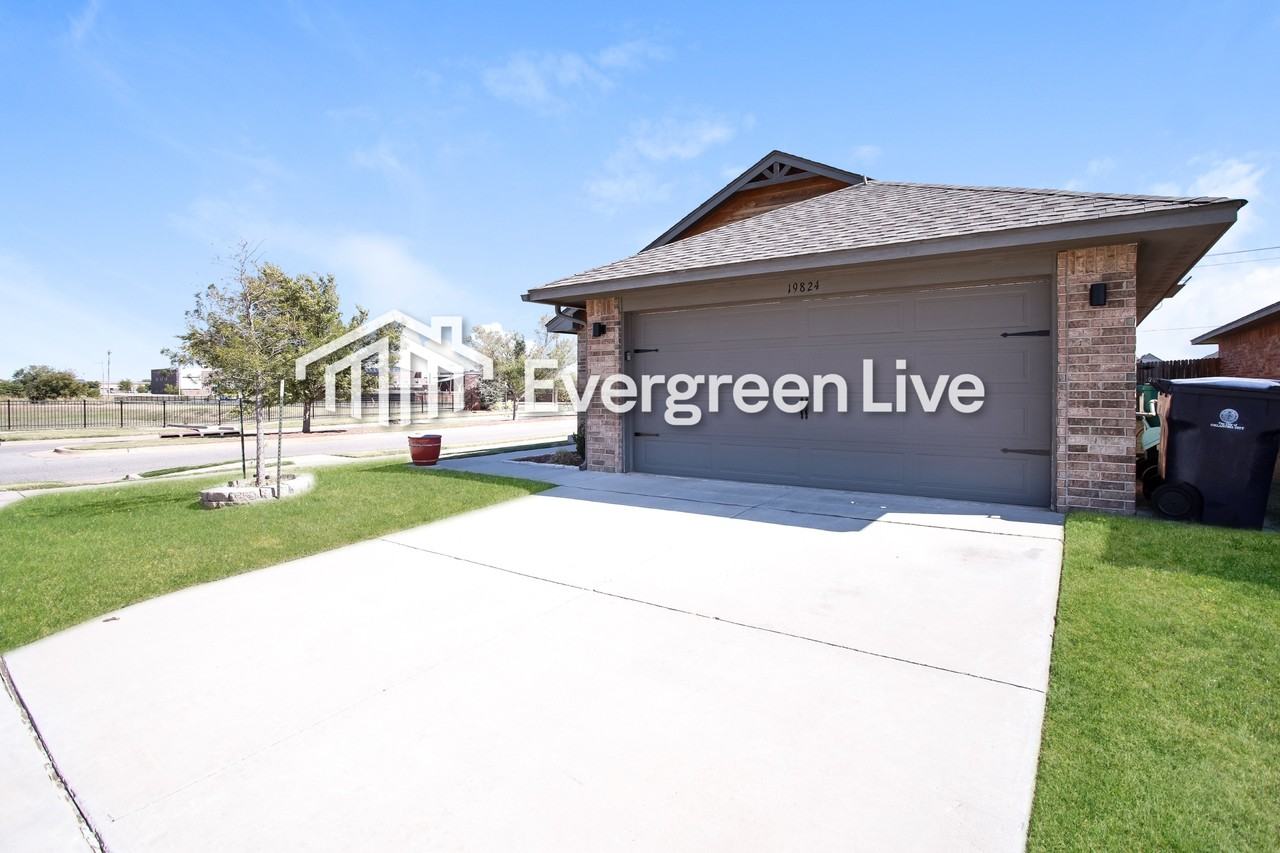 19824 Serenade Way - Photo 3 of 21