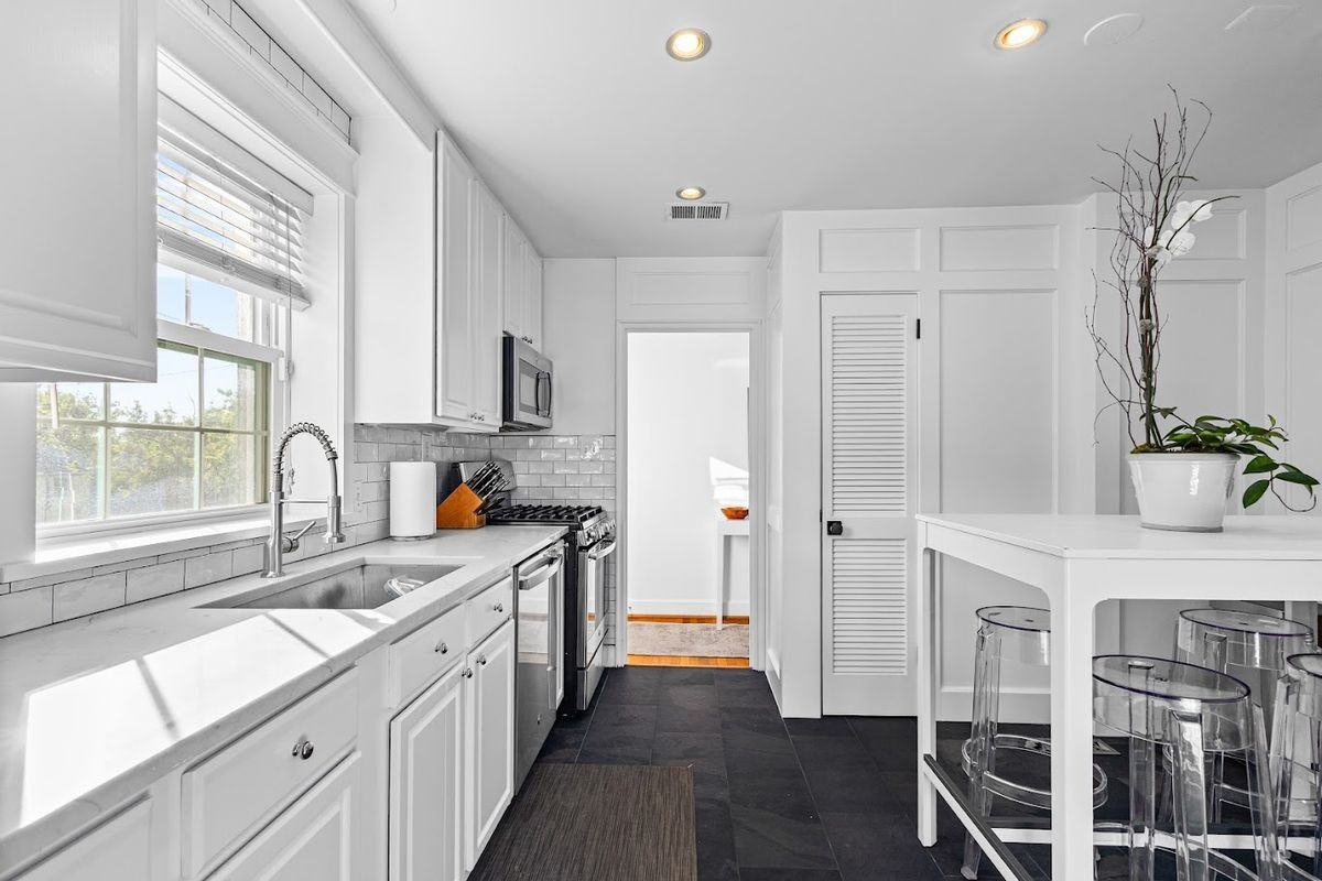 226 Aspen St - Photo 2 of 22