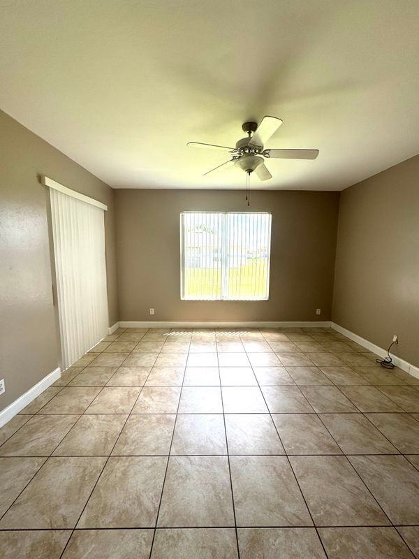 286 Justene Cir - Photo 3 of 18