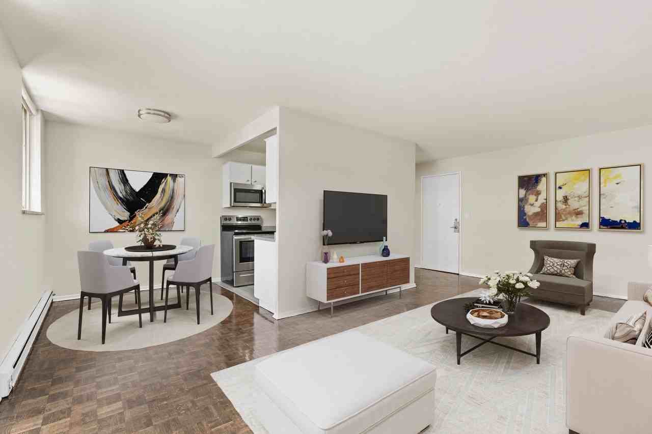 Lynnwood Place - Photo 5 of 12