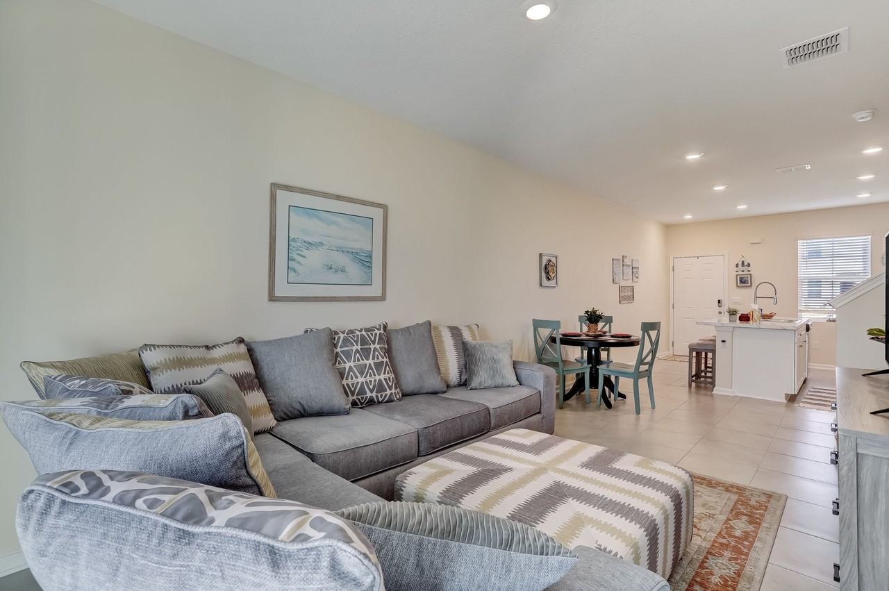 94 Red House Cir #1 - Photo 5 of 50