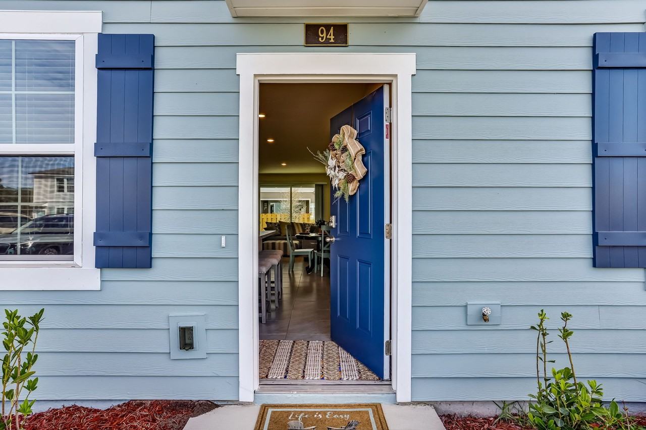 94 Red House Cir #1 - Photo 4 of 50